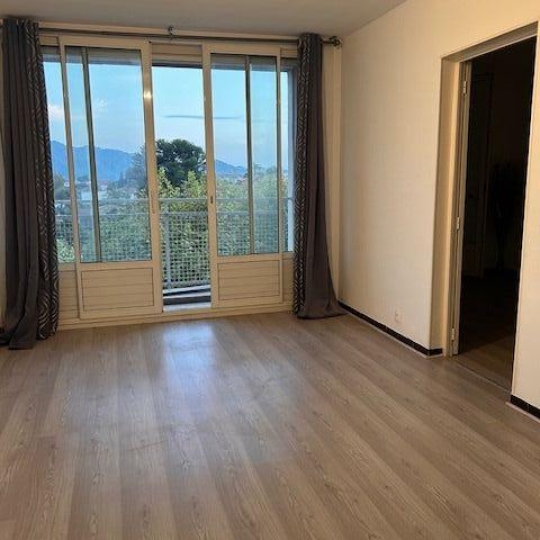  IMMOBILIERE ARTHUR - Plan de Cuques : Apartment | MARSEILLE (13012) | 57 m2 | 890 € 