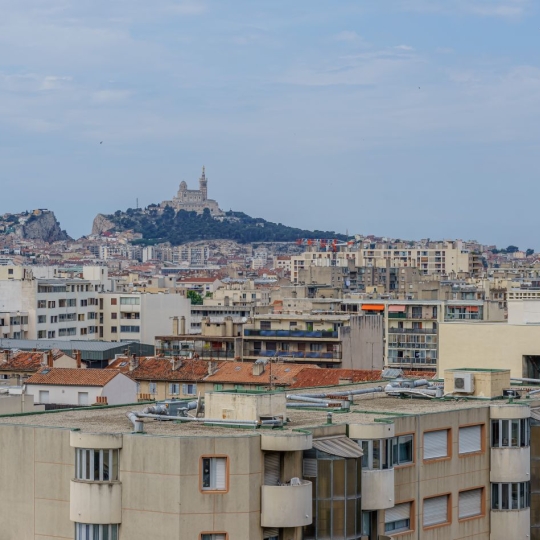  IMMOBILIERE ARTHUR - Plan de Cuques : Appartement | MARSEILLE (13005) | 63 m2 | 239 000 € 