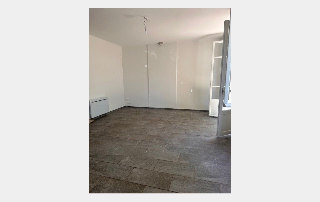 IMMOBILIERE ARTHUR - Plan de Cuques : Apartment | MARSEILLE (13013) | 102 m2 | 1 330 € 