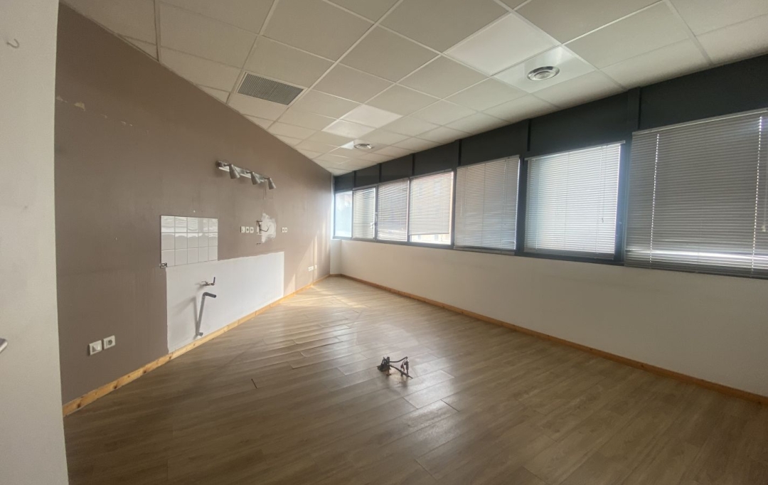 IMMOBILIERE ARTHUR - Plan de Cuques : Office | MARSEILLE (13013) | 68 m2 | 175 000 € 